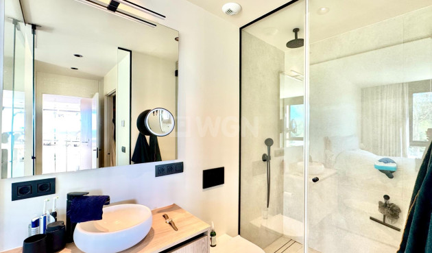 Odsprzedaż - Mieszkanie w bloku - Orihuela - Las Colinas Golf