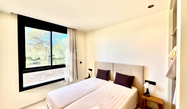 Odsprzedaż - Mieszkanie w bloku - Orihuela - Las Colinas Golf