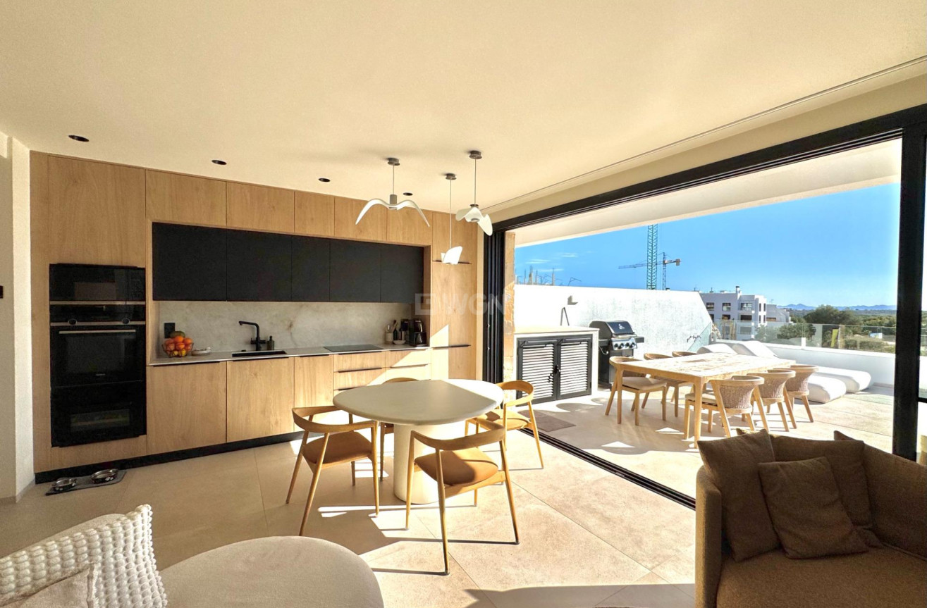 Odsprzedaż - Mieszkanie w bloku - Orihuela - Las Colinas Golf