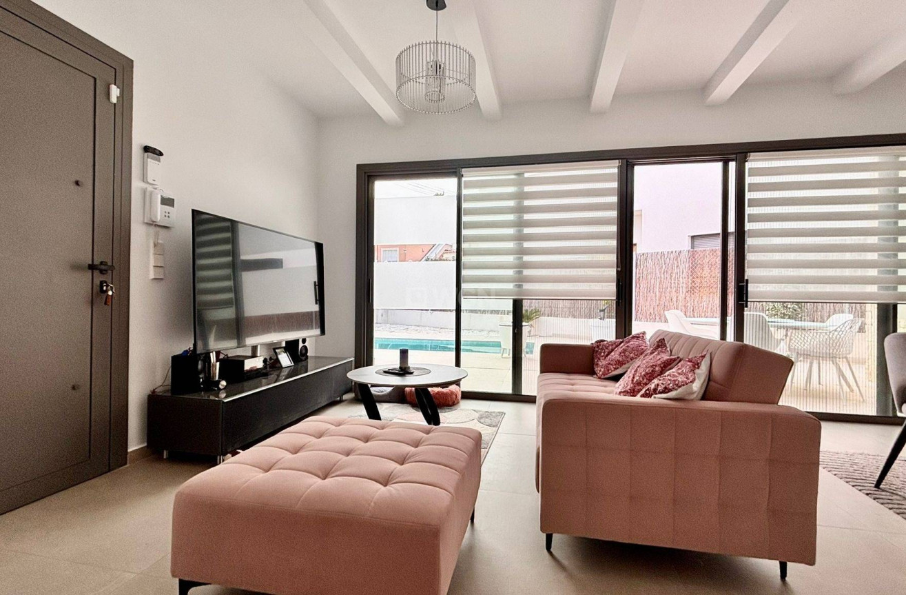 Odsprzedaż - Villa - San Miguel de Salinas - Urbanizacion Blue Lagoon