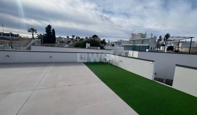 Odsprzedaż - Villa - San Miguel de Salinas - Urbanizacion Blue Lagoon