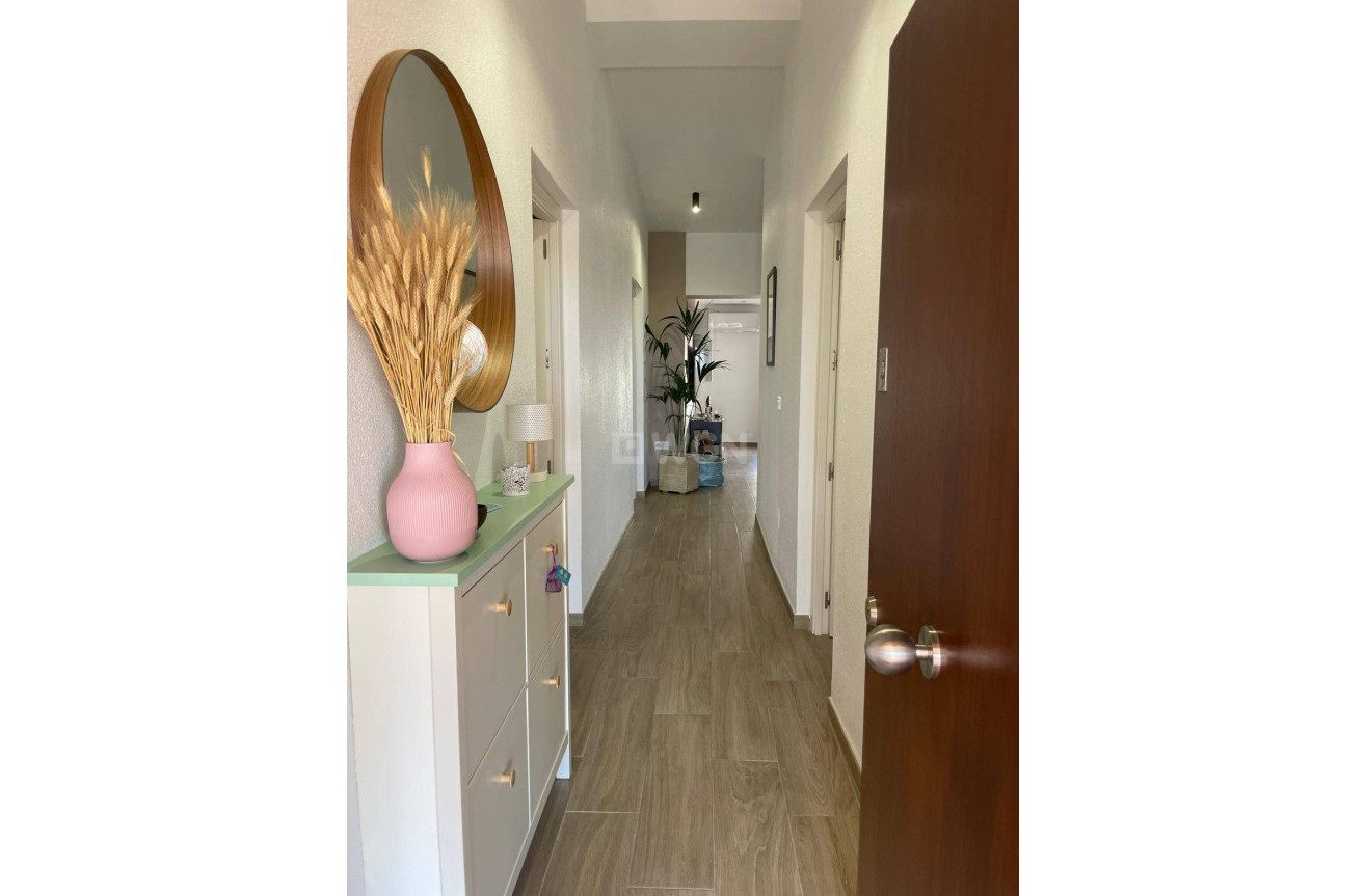 Odsprzedaż - Kamienica - Pilar de la Horadada - Zona Pueblo