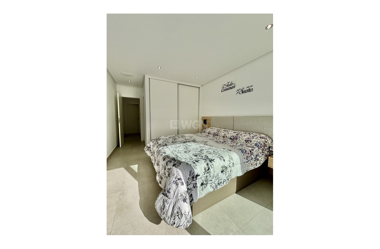 Odsprzedaż - Villa - Benijofar - Costa Blanca