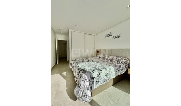 Odsprzedaż - Villa - Benijofar - Costa Blanca