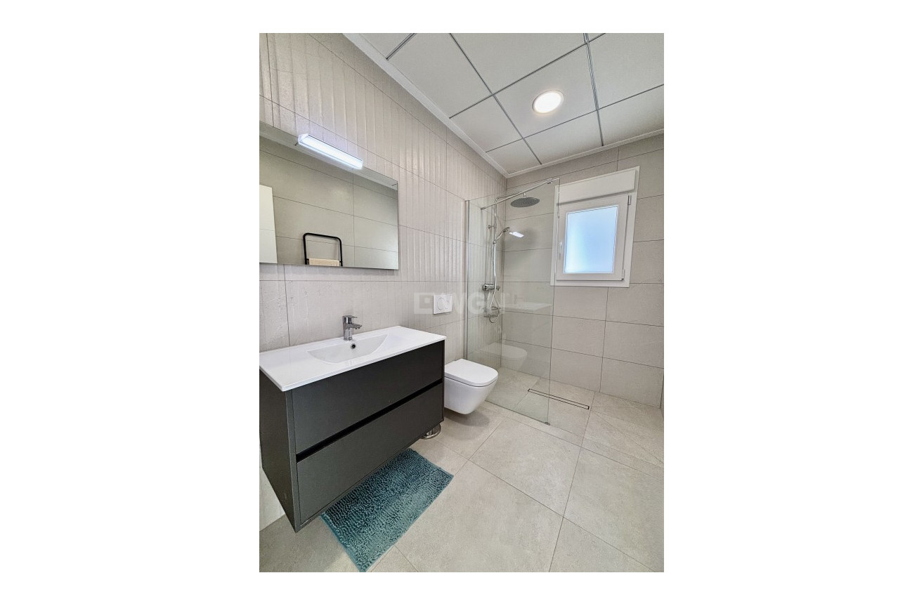 Odsprzedaż - Villa - Benijofar - Costa Blanca