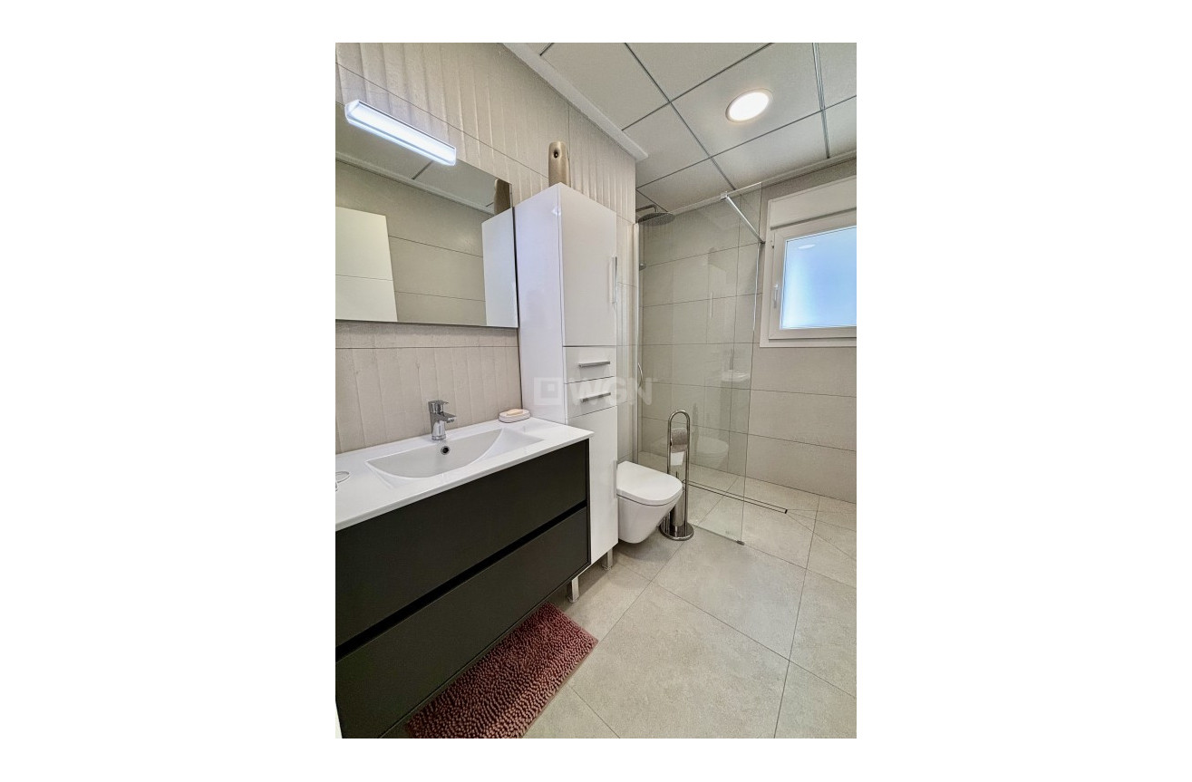 Odsprzedaż - Villa - Benijofar - Costa Blanca