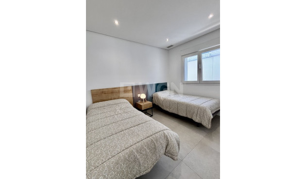 Odsprzedaż - Villa - Benijofar - Costa Blanca