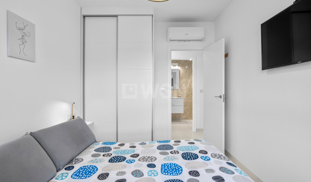 Odsprzedaż - Mieszkanie w bloku - San Miguel de Salinas - Inland