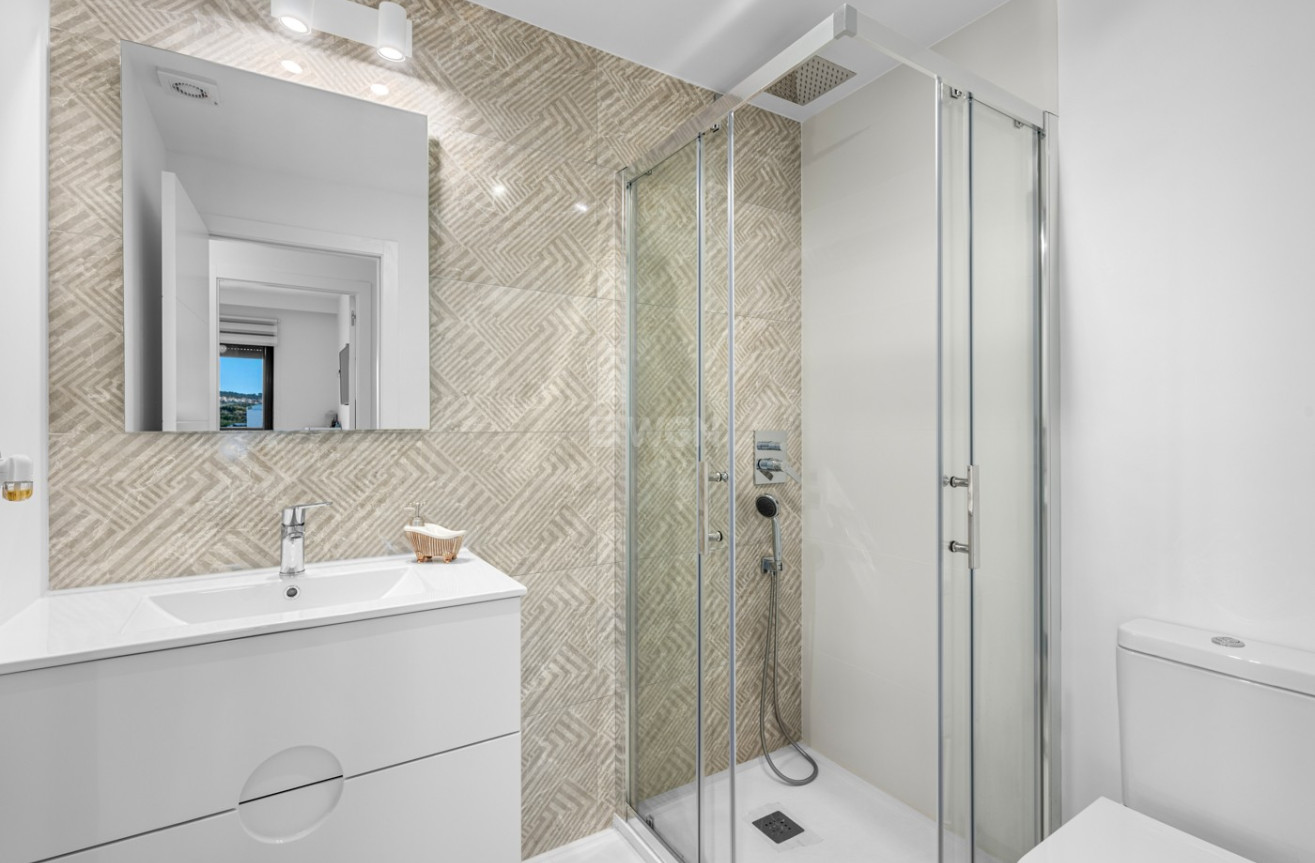 Odsprzedaż - Mieszkanie w bloku - San Miguel de Salinas - Inland