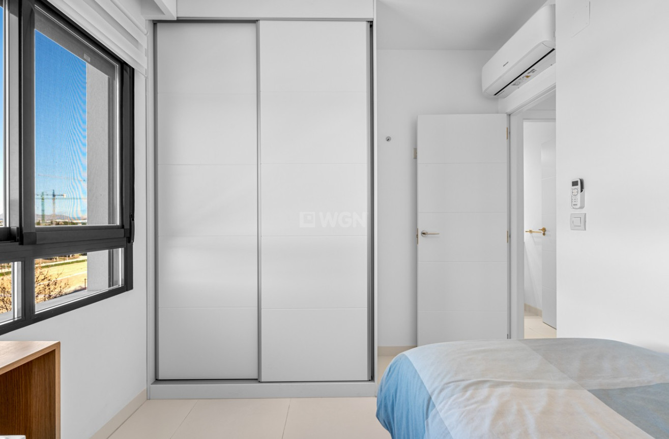 Odsprzedaż - Mieszkanie w bloku - San Miguel de Salinas - Inland