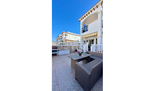 Odsprzedaż - Mieszkanie w bloku - Orihuela Costa - Costa Blanca