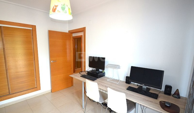 Odsprzedaż - Mieszkanie w bloku - Hacienda Riquelme Golf Resort - Inland