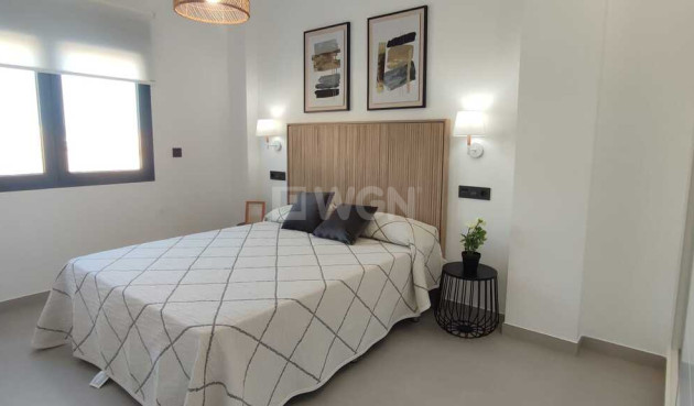 Odsprzedaż - Villa - Los Belones - Inland