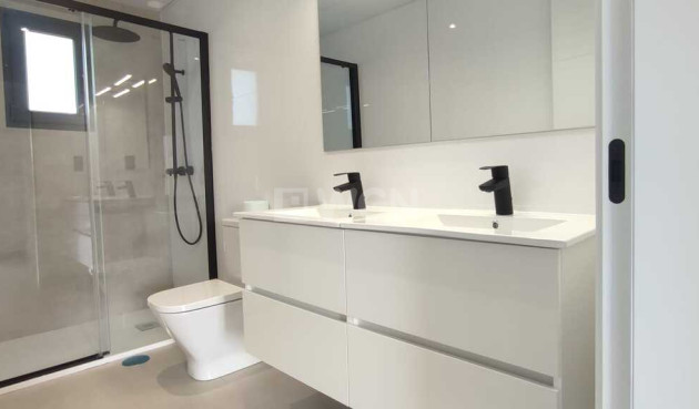 Odsprzedaż - Villa - Los Belones - Inland