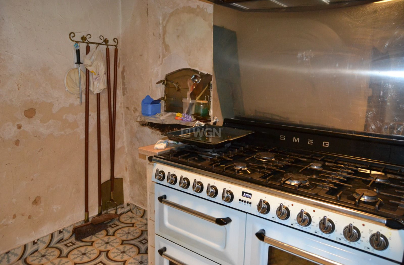 Odsprzedaż - Kamienica - Monóvar/Monóver - Inland