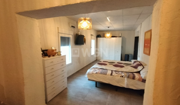 Odsprzedaż - Kamienica - Monóvar/Monóver - Inland