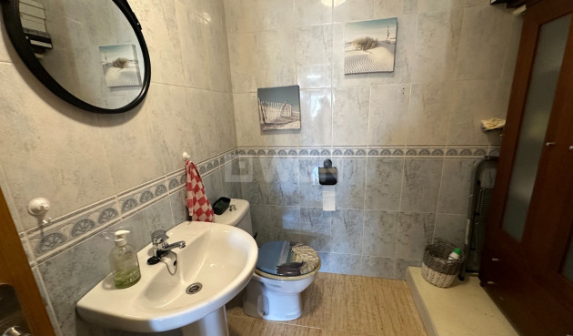 Odsprzedaż - Kamienica - Bigastro - Inland