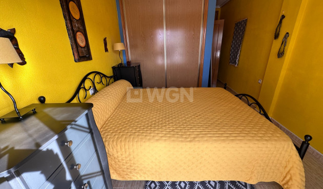 Odsprzedaż - Kamienica - Bigastro - Inland