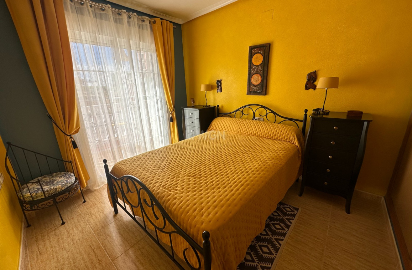 Odsprzedaż - Kamienica - Bigastro - Inland