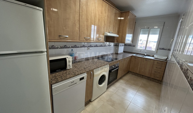 Odsprzedaż - Mieszkanie w bloku - 2778 - Inland