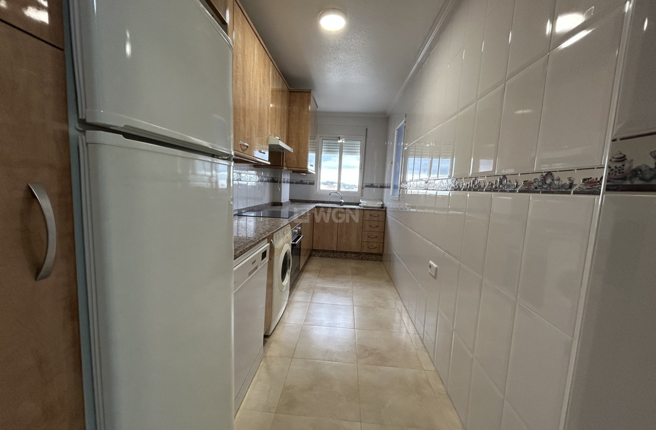 Odsprzedaż - Mieszkanie w bloku - 2778 - Inland