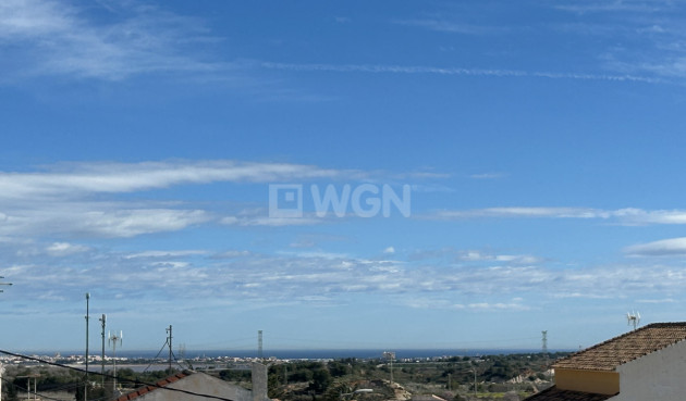 Odsprzedaż - Mieszkanie w bloku - 2778 - Inland