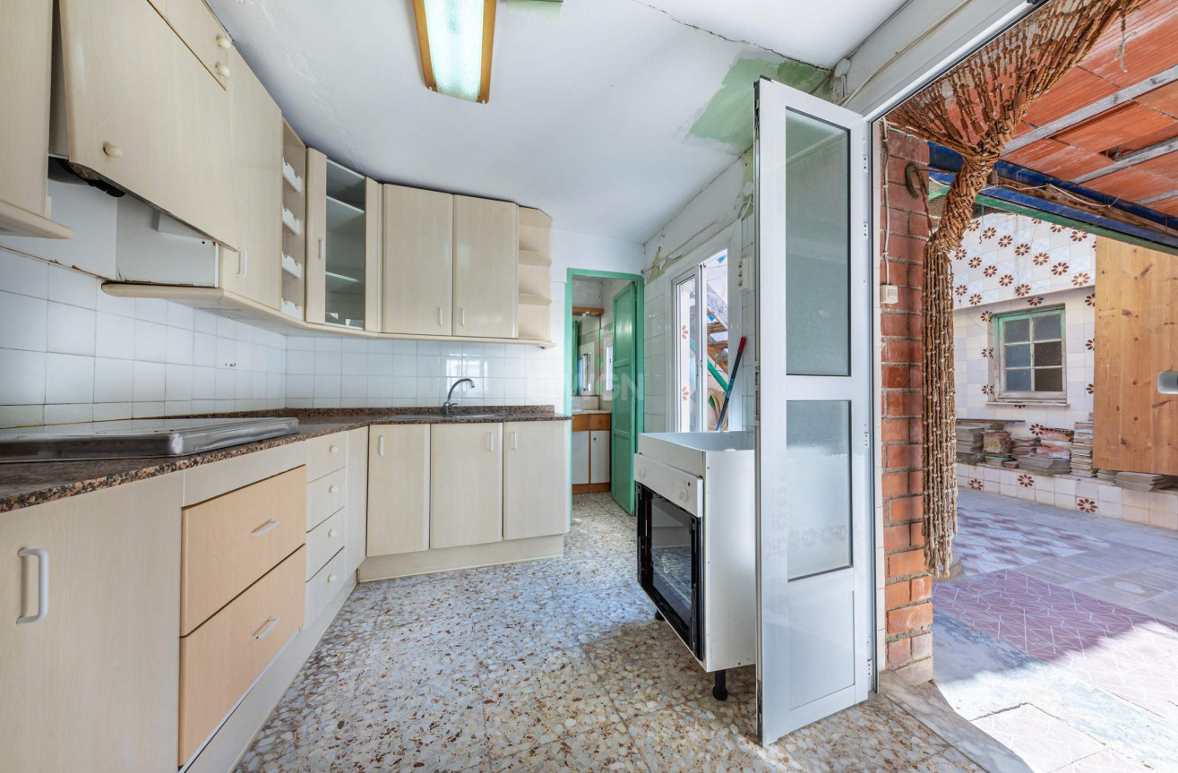 Odsprzedaż - Kamienica - Alicante - San Agustin