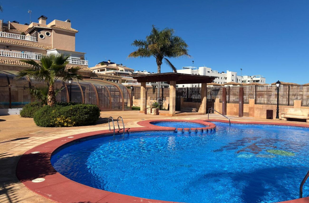 Odsprzedaż - Mieszkanie w bloku - Orihuela Costa - Costa Blanca