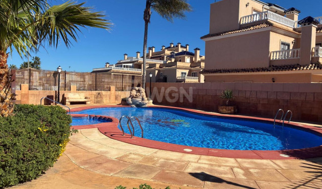 Odsprzedaż - Mieszkanie w bloku - Orihuela Costa - Costa Blanca