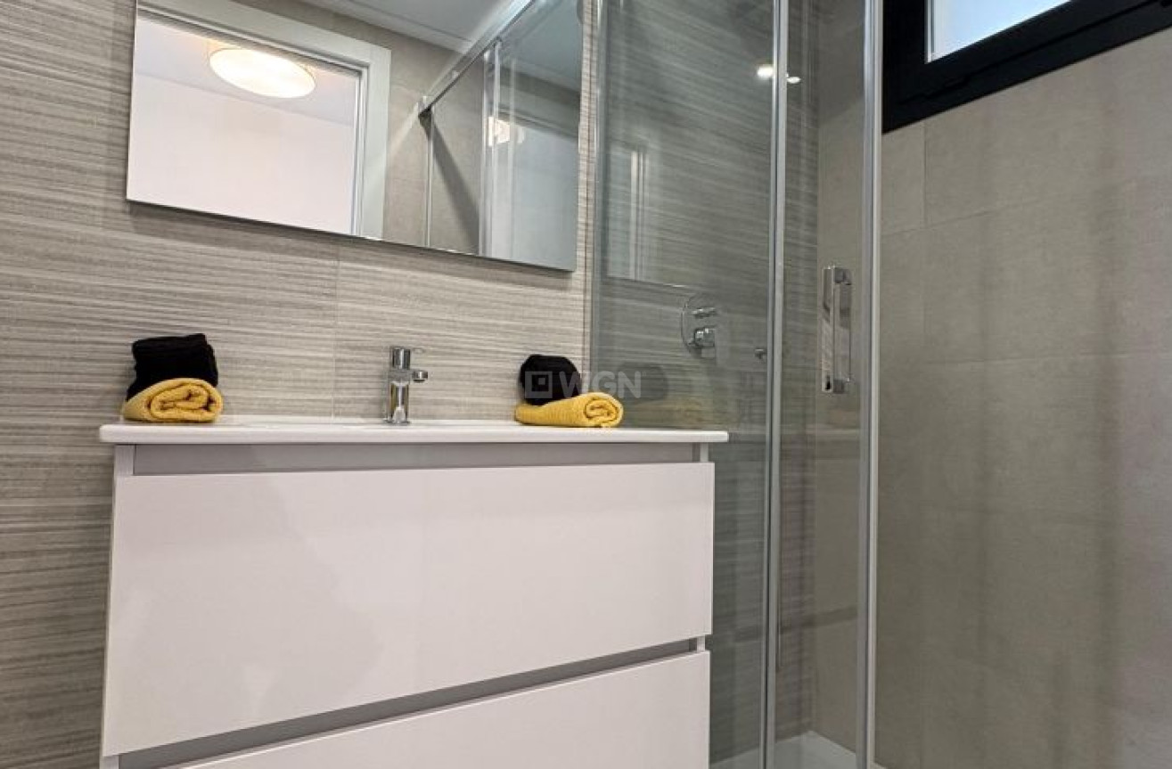 Odsprzedaż - Mieszkanie w bloku - Orihuela Costa - Costa Blanca