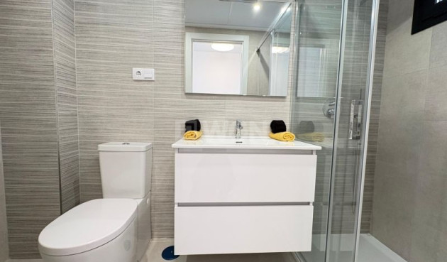 Odsprzedaż - Mieszkanie w bloku - Orihuela Costa - Costa Blanca