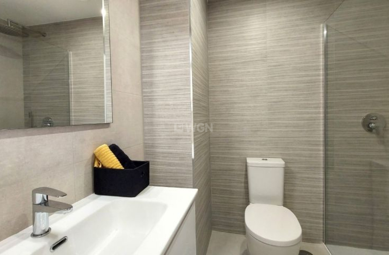 Odsprzedaż - Mieszkanie w bloku - Orihuela Costa - Costa Blanca