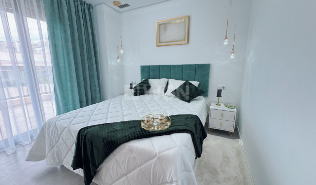 Odsprzedaż - Daszek - Orihuela Costa - Costa Blanca