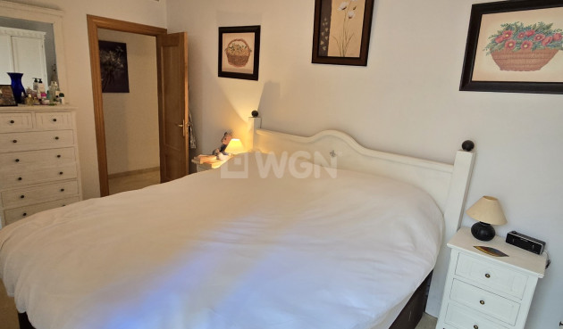 Odsprzedaż - Mieszkanie w bloku - Alcaucín - Inland