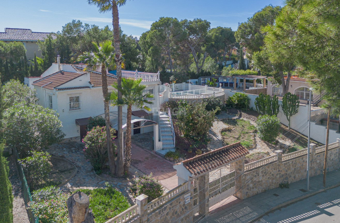 Odsprzedaż - Villa - Torrevieja - Costa Blanca