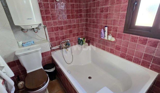 Odsprzedaż - Kamienica - Alcaucín - Inland