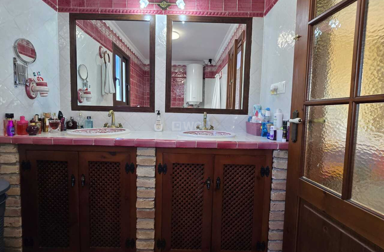 Odsprzedaż - Kamienica - Alcaucín - Inland