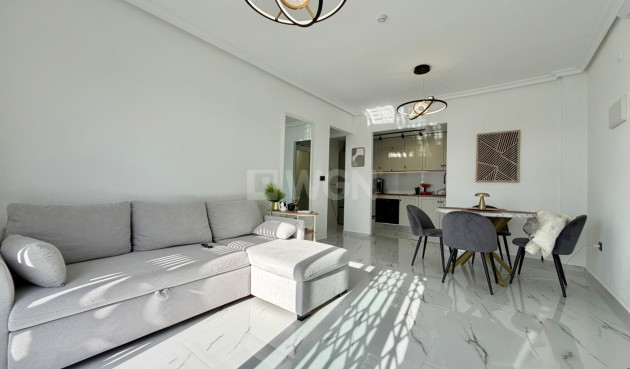 Odsprzedaż - Mieszkanie w bloku - Orihuela Costa - Playa Flamenca Norte