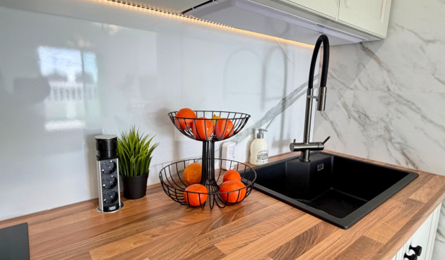 Odsprzedaż - Mieszkanie w bloku - Orihuela Costa - Playa Flamenca Norte