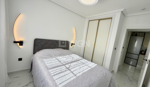 Odsprzedaż - Mieszkanie w bloku - Orihuela Costa - Playa Flamenca Norte