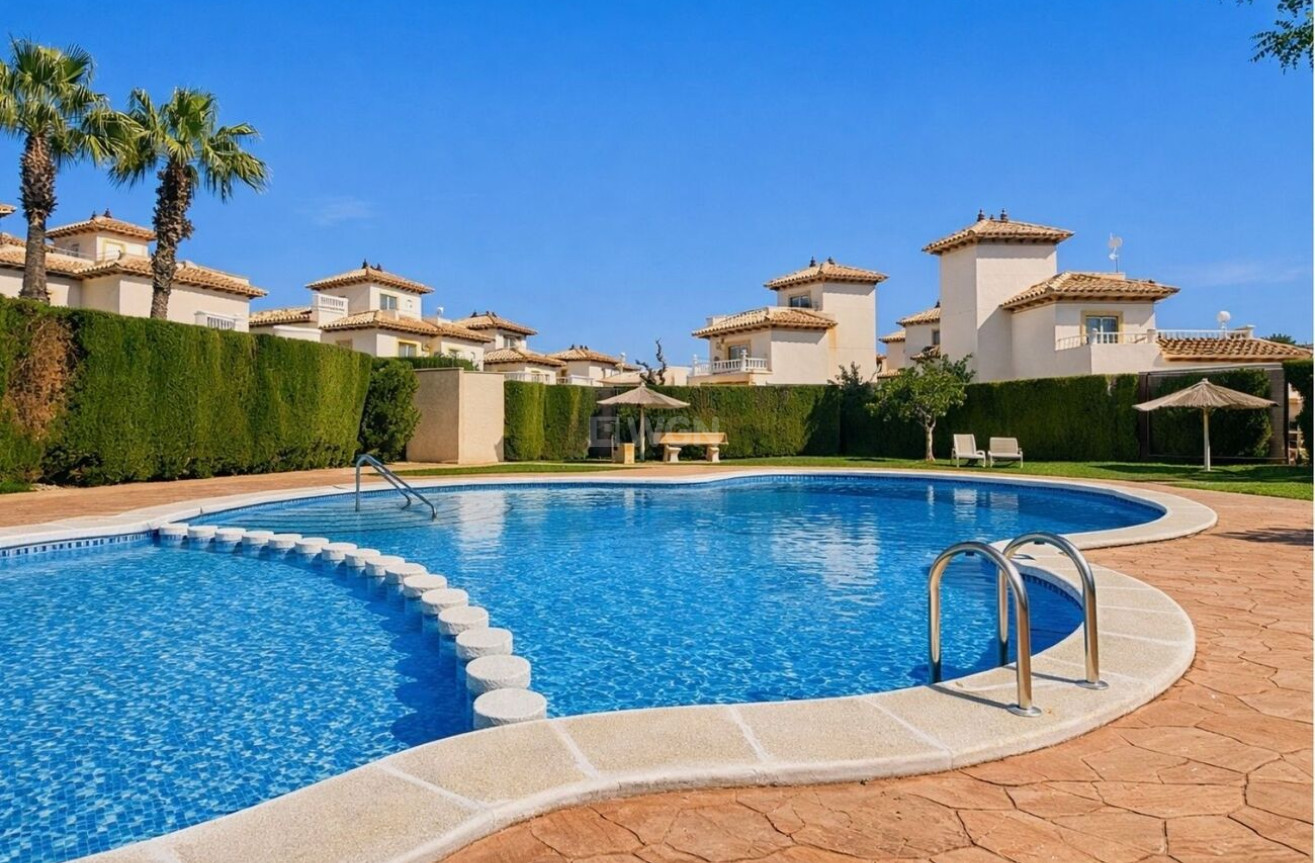 Odsprzedaż - Villa - La Zenia - Costa Blanca