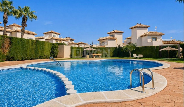 Odsprzedaż - Villa - La Zenia - Costa Blanca
