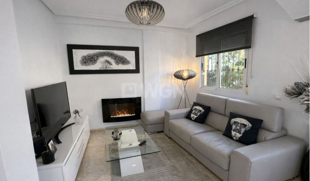 Odsprzedaż - Villa - La Zenia - Costa Blanca