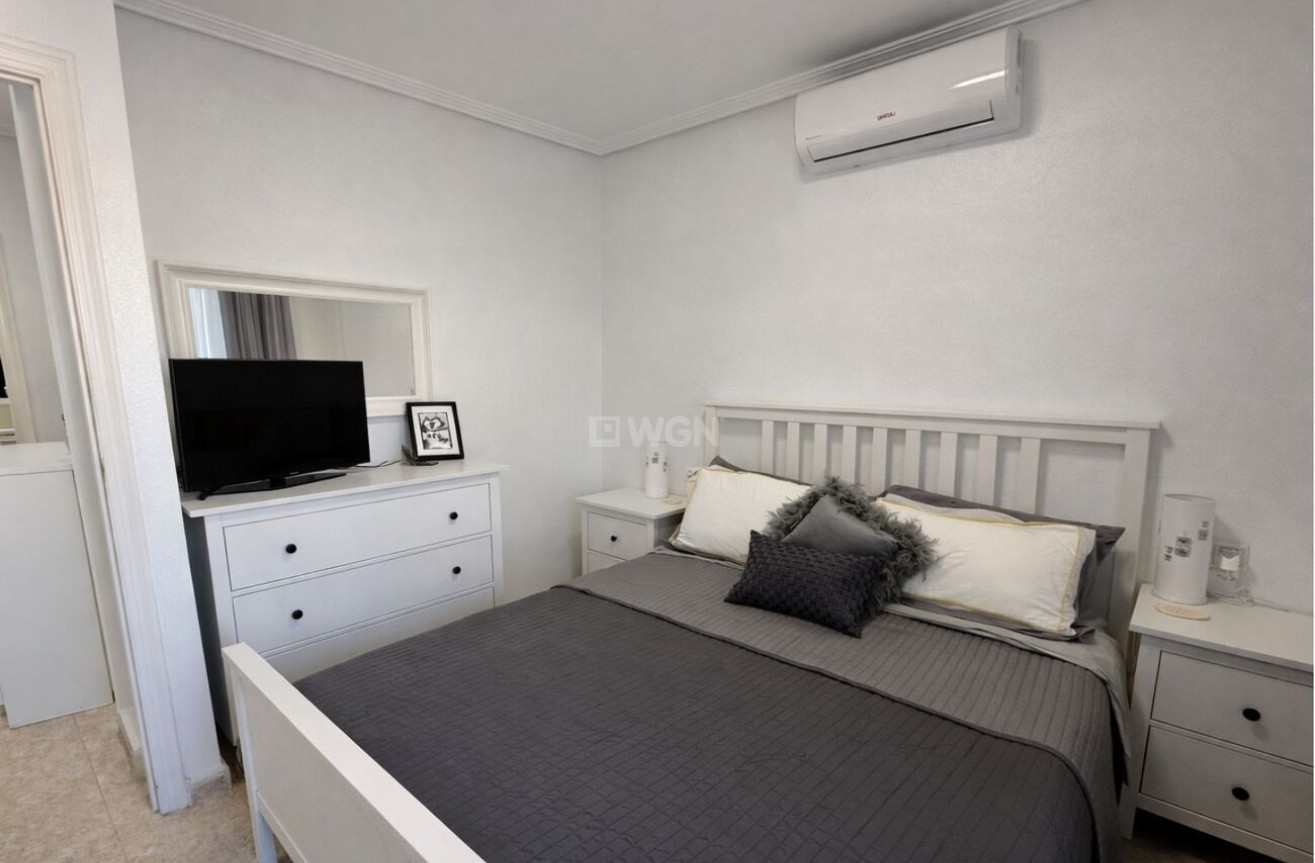 Odsprzedaż - Villa - La Zenia - Costa Blanca