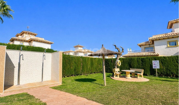 Odsprzedaż - Villa - La Zenia - Costa Blanca
