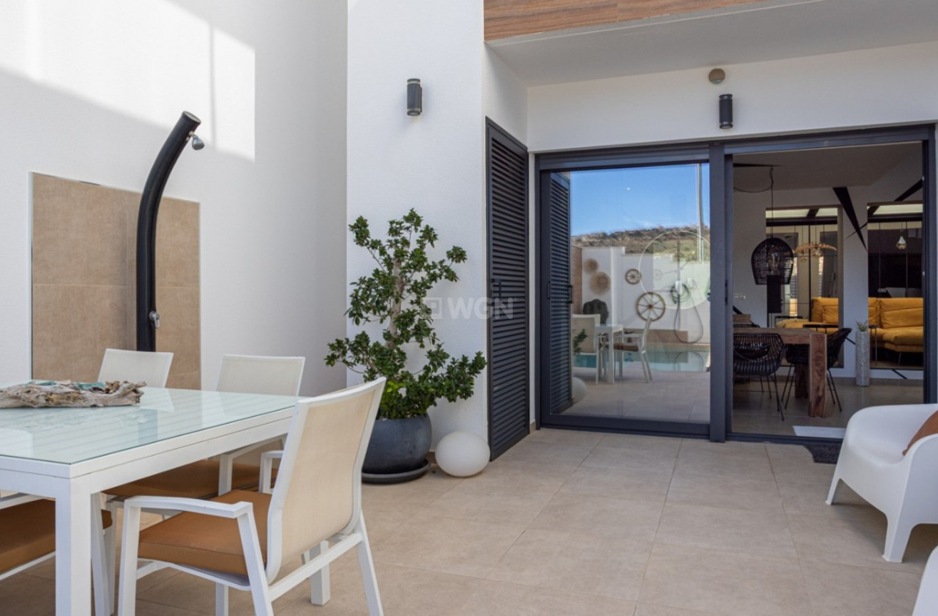 Odsprzedaż - Kamienica - Benijofar - Costa Blanca