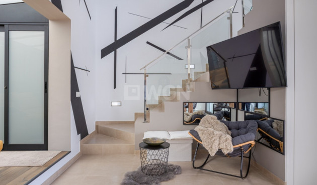 Odsprzedaż - Kamienica - Benijofar - Costa Blanca