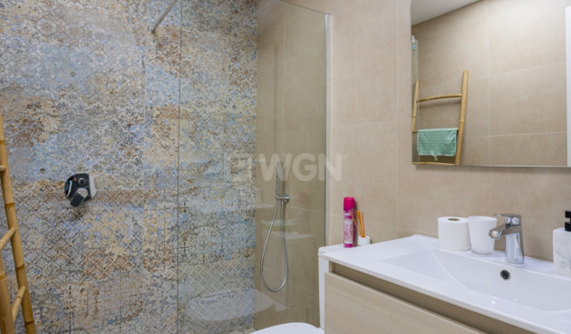 Odsprzedaż - Kamienica - Benijofar - Costa Blanca