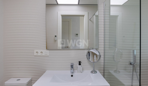 Odsprzedaż - Kamienica - Benijofar - Costa Blanca