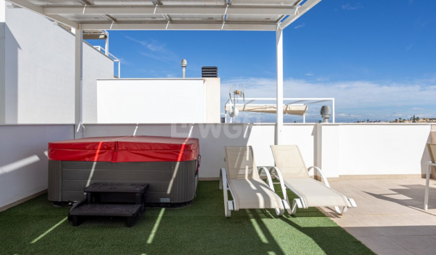 Odsprzedaż - Kamienica - Benijofar - Costa Blanca